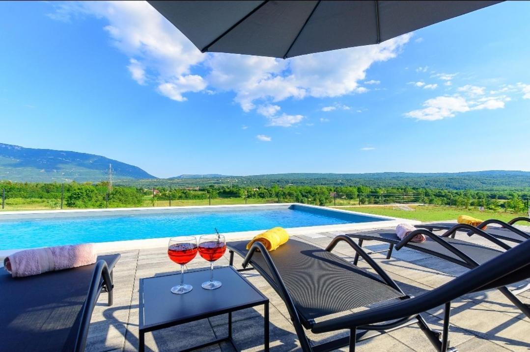 Hera Villa